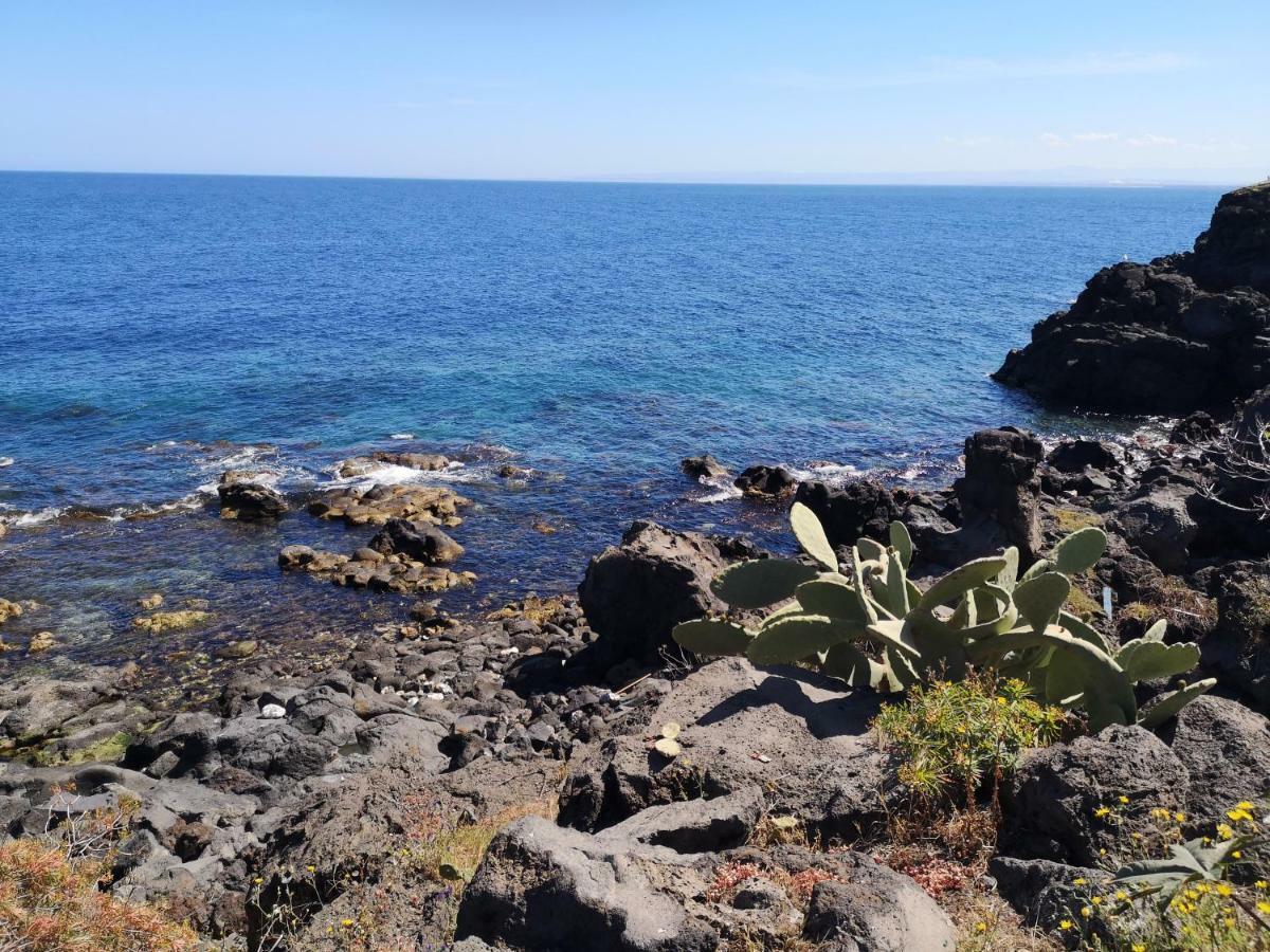 La Lampara Apartment Aci Castello Exteriör bild